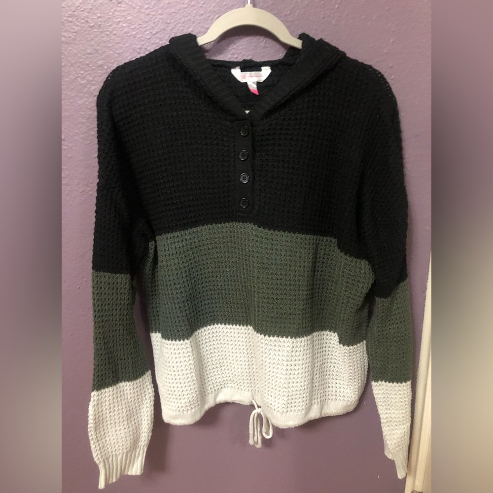 STRIPED HOODED SWEATSHIRT